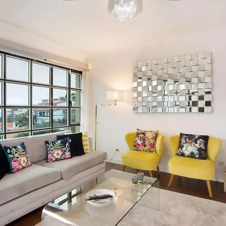Kiara's Cantinho Do Mar - Sea View Apartment