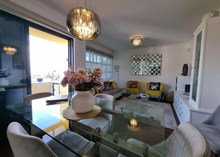 Kiara's Cantinho Do Mar By Rentallido * Funchal