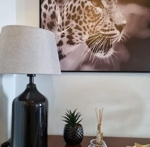 Kiara's Cantinho Do Mar By Rentallido * Funchal