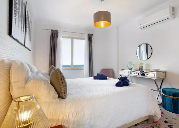 Kiara's Cantinho Do Mar By Rentallido * Funchal