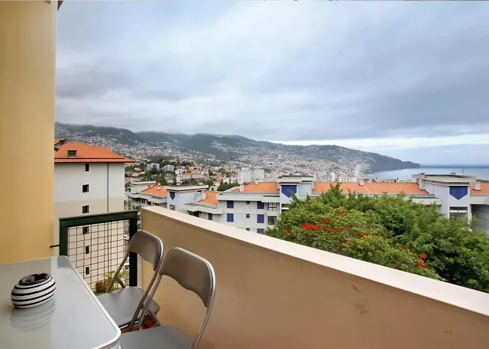 Kiara's Cantinho Do Mar By Rentallido * Funchal