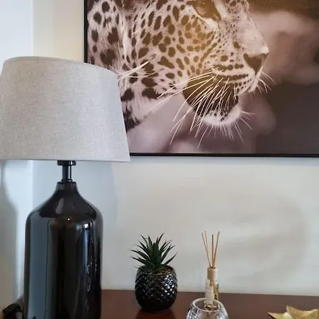 Kiara's Cantinho Do Mar By Rentallido * Funchal (Madeira)